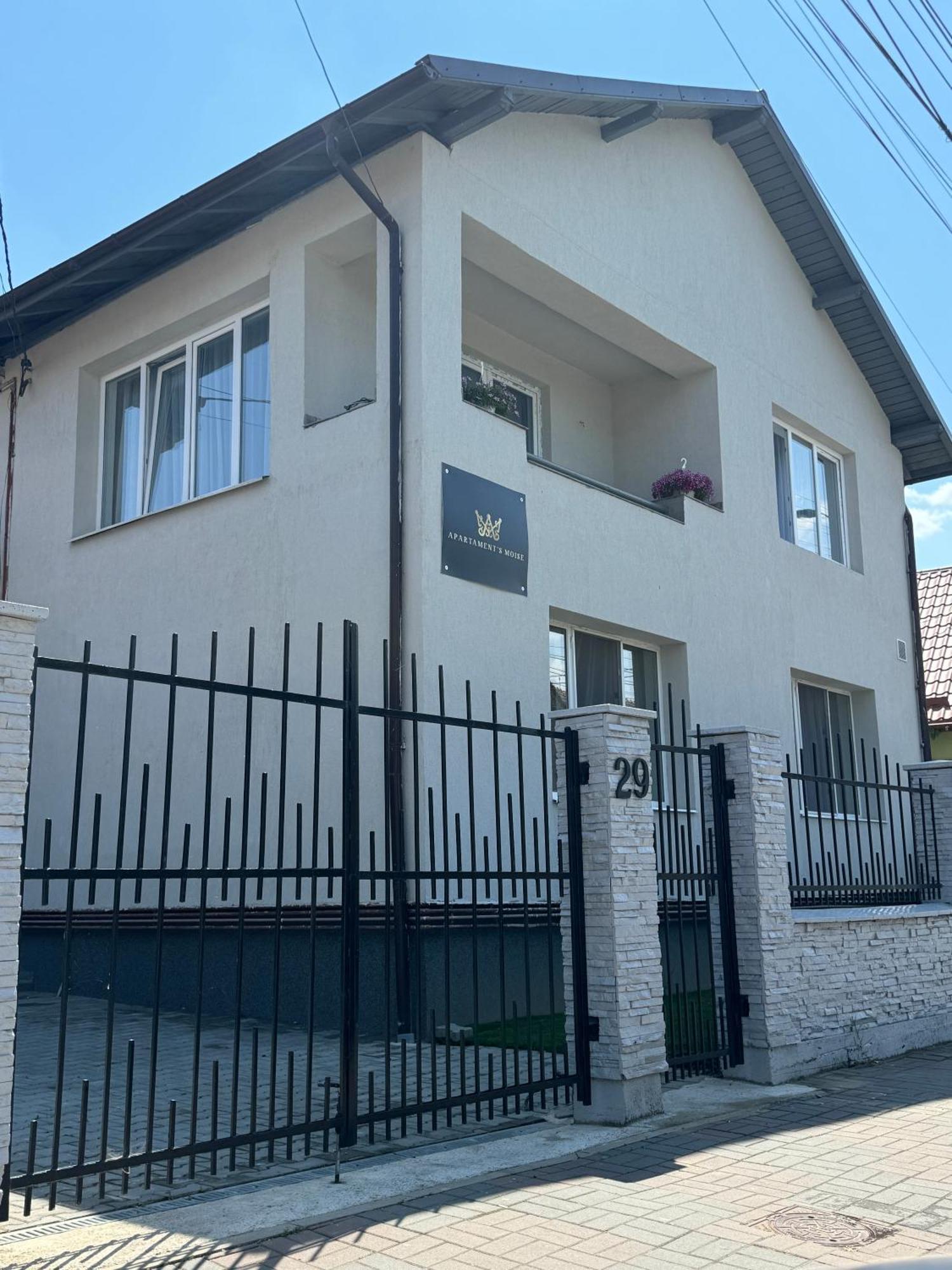 Apartament'S Moise Турда Екстер'єр фото
